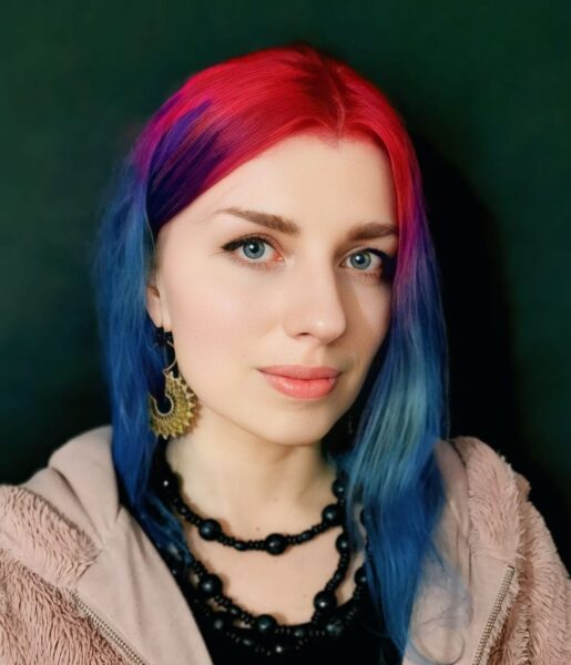 zdjęcie portretowe Karolina Warchoł nauka angielskiego Jelenia Góra - nauczycielka